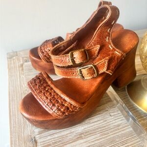 BEDSTU Women's Tan Cobbler  Distressed Leather Platform Sandals- Size:6.5